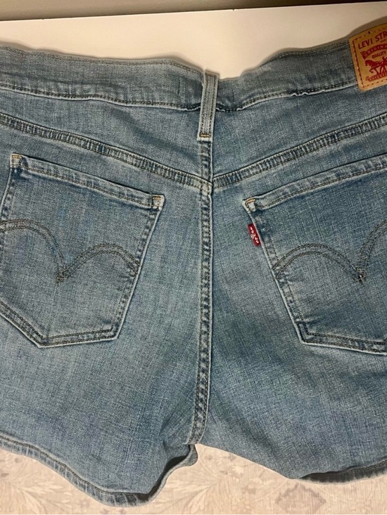 Levi's Denim - Levi's Women's Light Wash Boyfriend Jeans - Blue